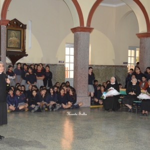 Visita de la Madre General. Miércoles 10 de Abril.